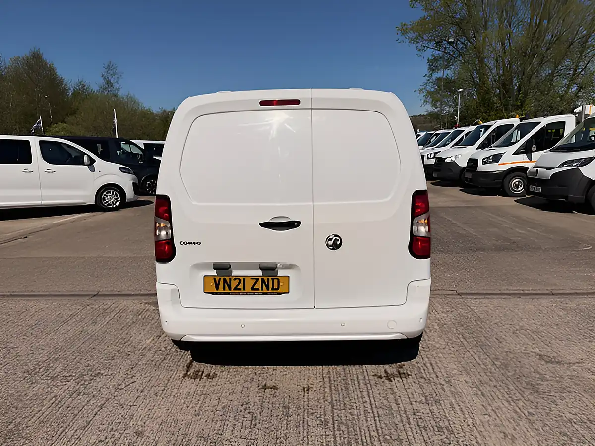 Used 2021 Vauxhall Combo Sportive L1 Swb White - Interior and Exterior details 4