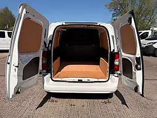Used 2021 Vauxhall Combo Sportive L1 Swb White - Interior and Exterior details 5