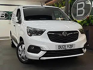Used 2021 Vauxhall Combo Sportive S/S White - Interior and Exterior details 3