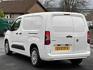 Used 2021 Vauxhall Combo Sportive White - Interior and Exterior details 18