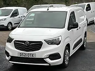 Used 2021 Vauxhall Combo Sportive White - Interior and Exterior details 4
