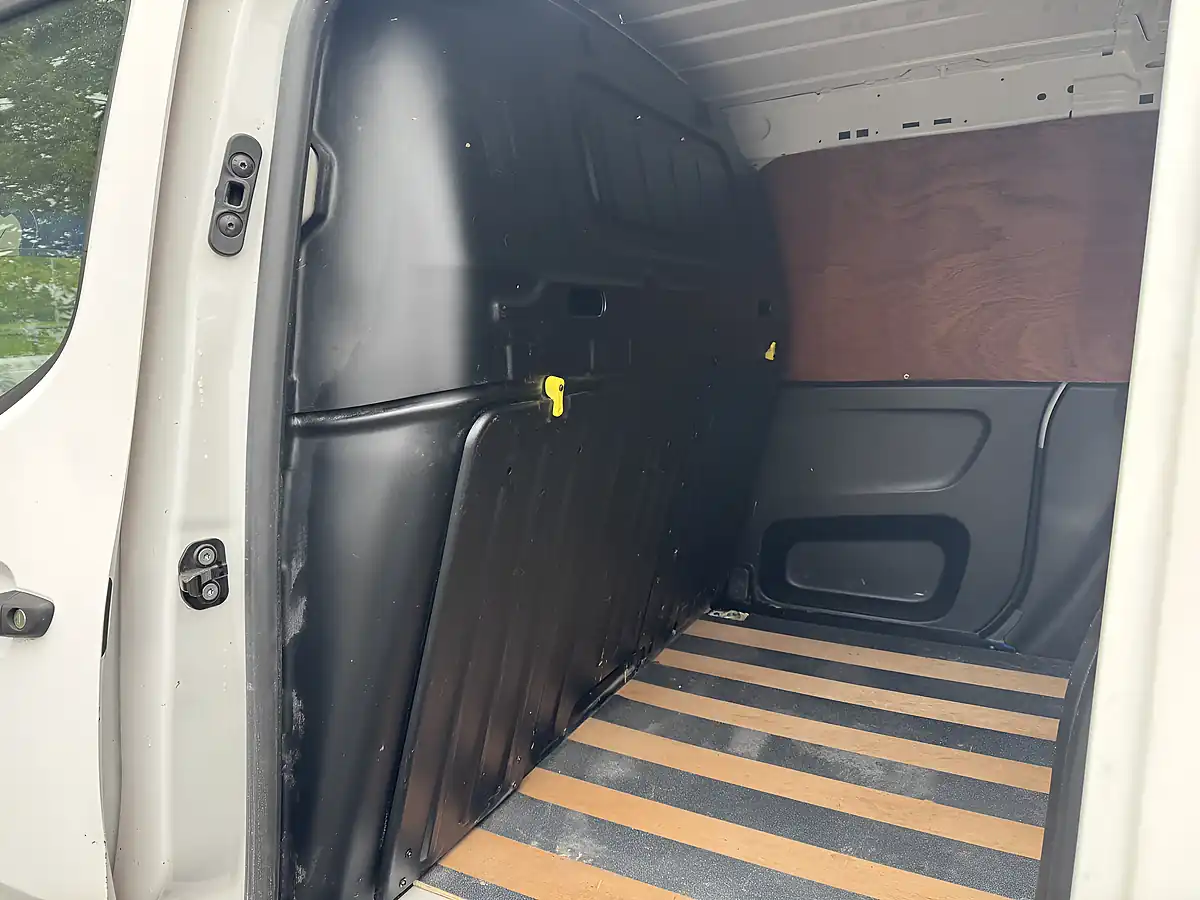 Used 2021 Vauxhall Combo Sportive White - Interior and Exterior details 15