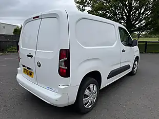 Used 2021 Vauxhall Combo Sportive White - Interior and Exterior details 8