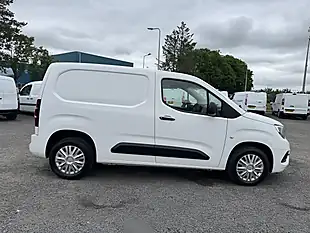 Used 2021 Vauxhall Combo Sportive White - Interior and Exterior details 4