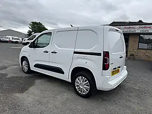 Used 2021 Vauxhall Combo Sportive White - Interior and Exterior details 7