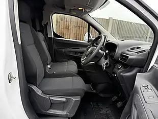 Used 2021 Vauxhall Combo Sportive White - Interior and Exterior details 11