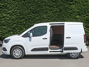 Used 2021 Vauxhall Combo Sportive White - Interior and Exterior details 13