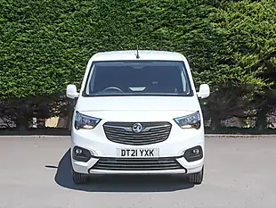 Used 2021 Vauxhall Combo Sportive White - Interior and Exterior details 3