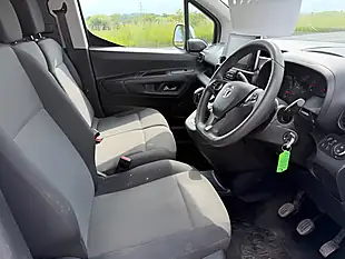 Used 2021 Vauxhall Combo Sportive White - Interior and Exterior details 11