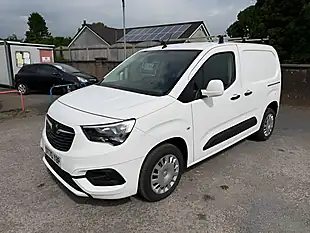 Used 2021 Vauxhall Combo Sportive White - Interior and Exterior details 7