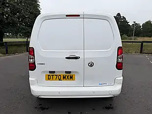 Used 2021 Vauxhall Combo Sportive White - Interior and Exterior details 6
