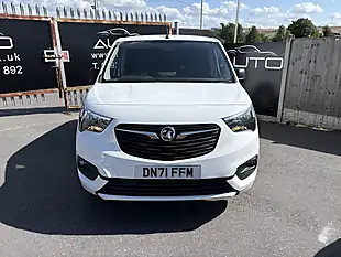 Used 2021 Vauxhall Combo Sportive White - Interior and Exterior details 2