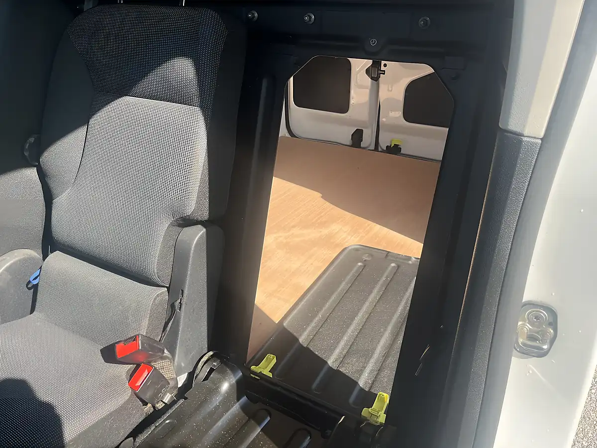 Used 2021 Vauxhall Combo Sportive White - Interior and Exterior details 14