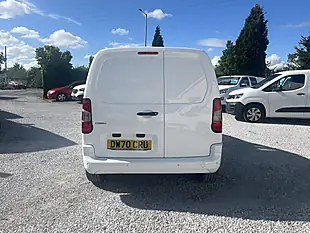 Used 2021 Vauxhall Combo Sportive White - Interior and Exterior details 7