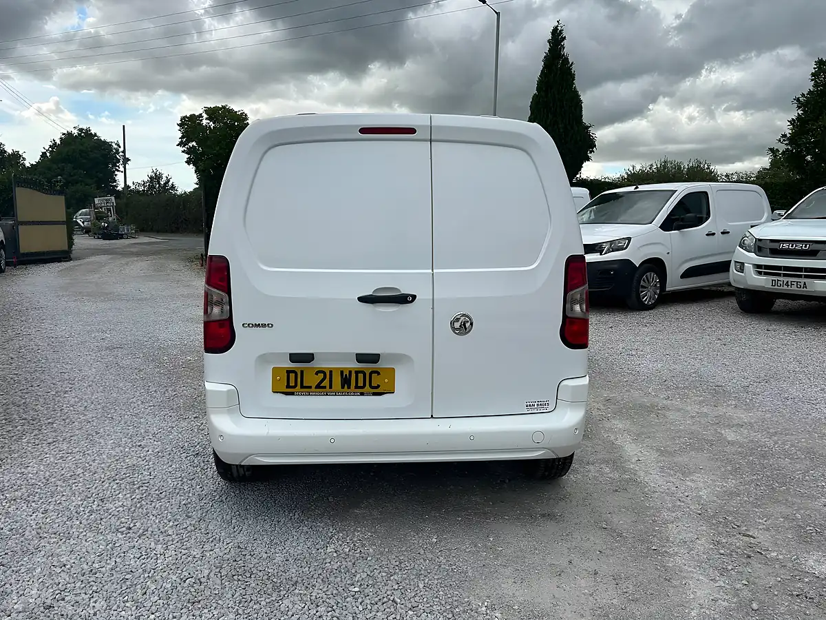 Used 2021 Vauxhall Combo Sportive White - Interior and Exterior details 6