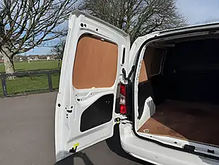 Used 2021 Vauxhall Combo Sportive White - Interior and Exterior details 10