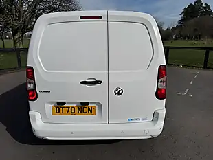 Used 2021 Vauxhall Combo Sportive White - Interior and Exterior details 6