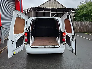 Used 2021 Vauxhall Combo Sportive White - Interior and Exterior details 10