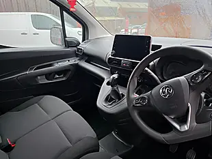 Used 2021 Vauxhall Combo Sportive White - Interior and Exterior details 13