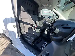 Used 2021 Vauxhall Combo Sportive White - Interior and Exterior details 15