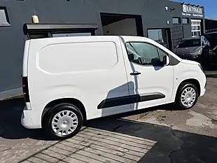 Used 2021 Vauxhall Combo Sportive White - Interior and Exterior details 3