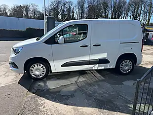 Used 2021 Vauxhall Combo Sportive White - Interior and Exterior details 7