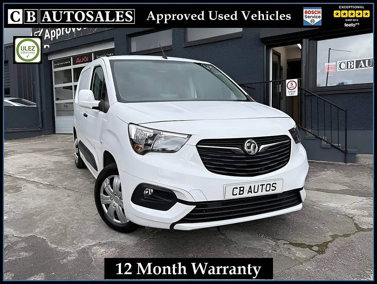 Used 2021 Vauxhall Combo Sportive White - Front View