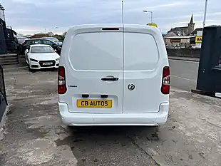 Used 2021 Vauxhall Combo Sportive White - Interior and Exterior details 5