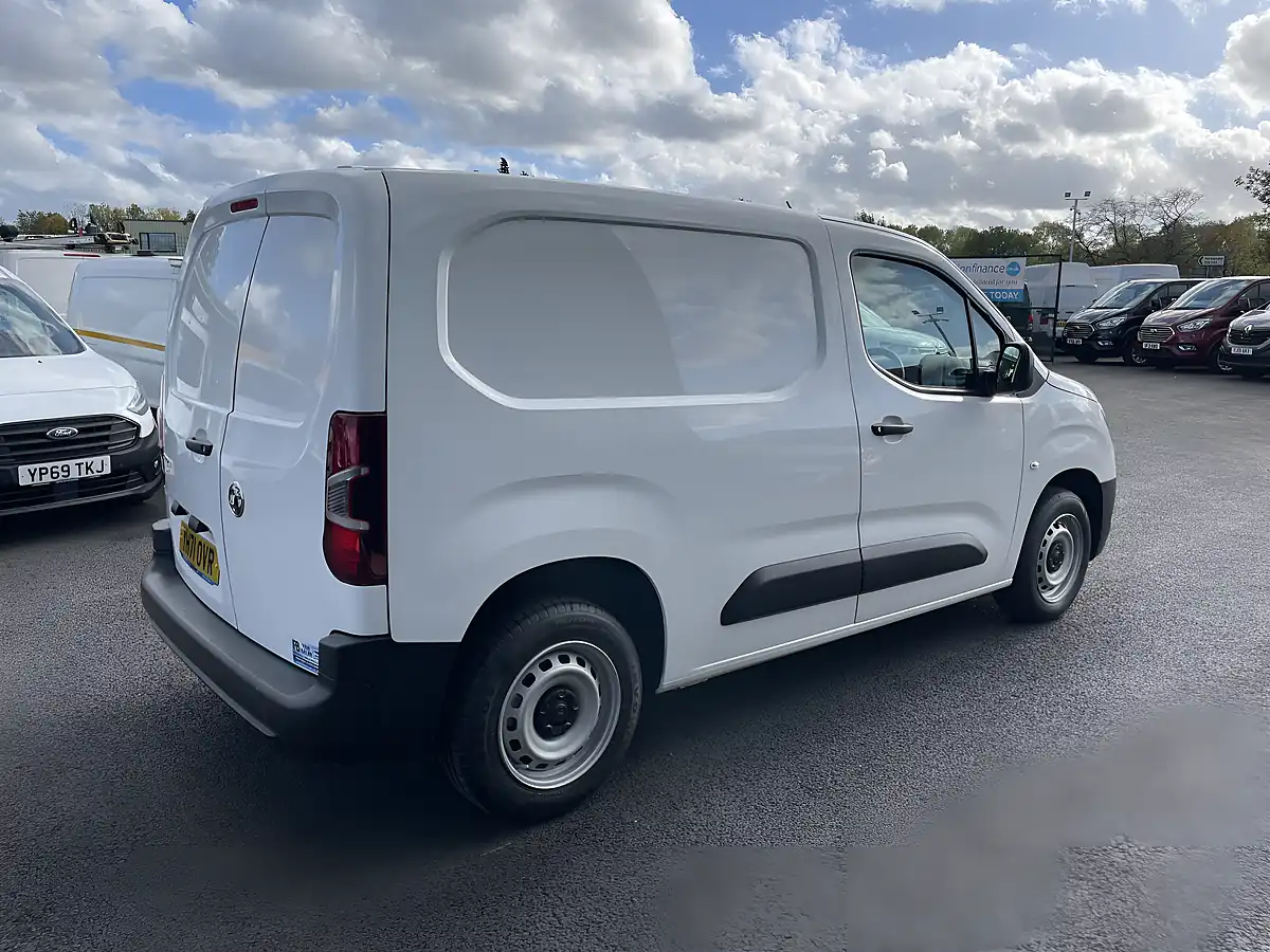 Used 2021 Vauxhall Combo Swb White - Interior and Exterior details 7