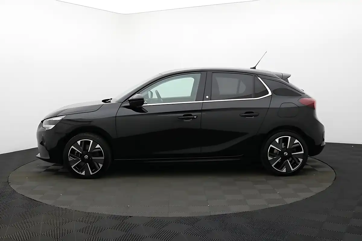 Used 2021 Vauxhall Corsa Electric Elite Nav Premium Black - Interior and Exterior details 7