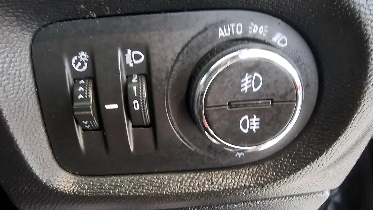 Used 2021 Vauxhall Corsa Elite Black - Interior and Exterior details 9