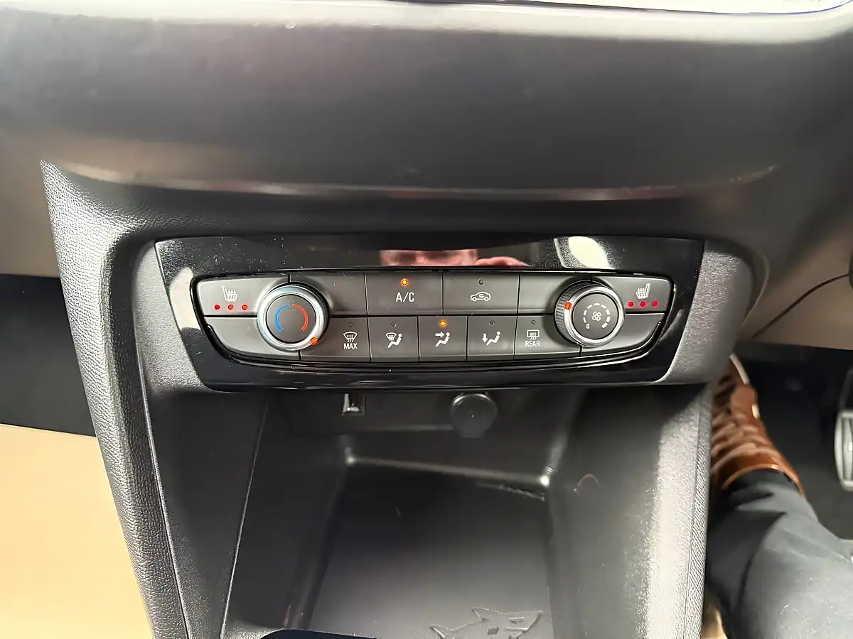 Used 2021 Vauxhall Corsa Elite Edition White - Interior and Exterior details 7