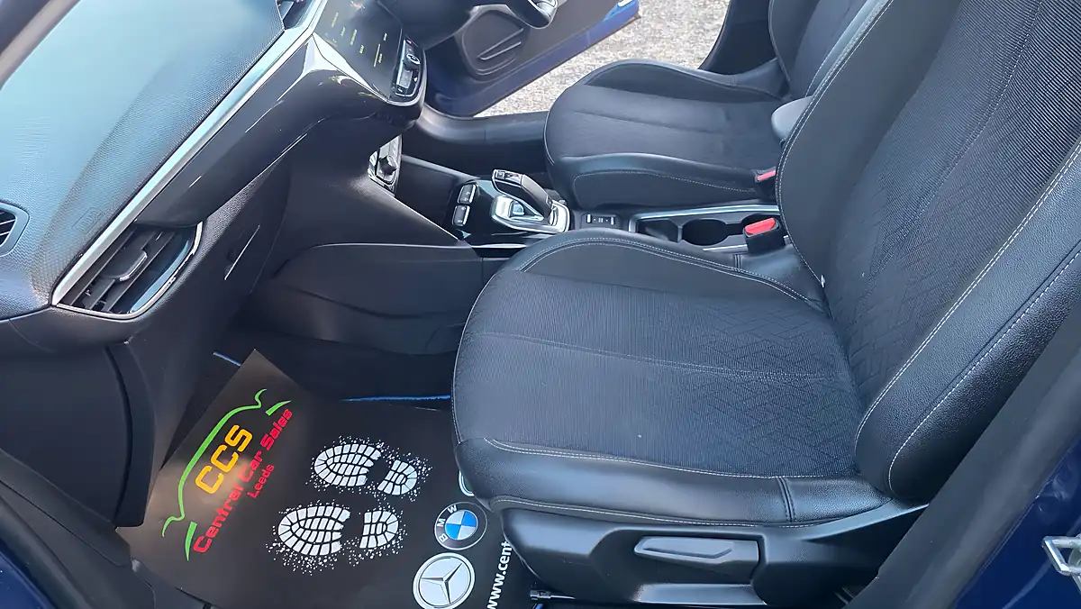 Used 2021 Vauxhall Corsa Elite Nav Premium Blue - Interior and Exterior details 17