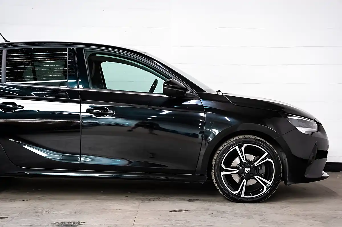 Used 2021 Vauxhall Corsa Elite Nav Premium Diamond Black - Interior and Exterior details 10