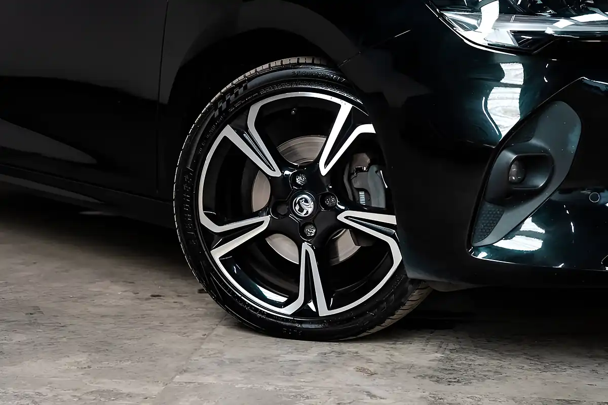 Used 2021 Vauxhall Corsa Elite Nav Premium Diamond Black - Interior and Exterior details 11