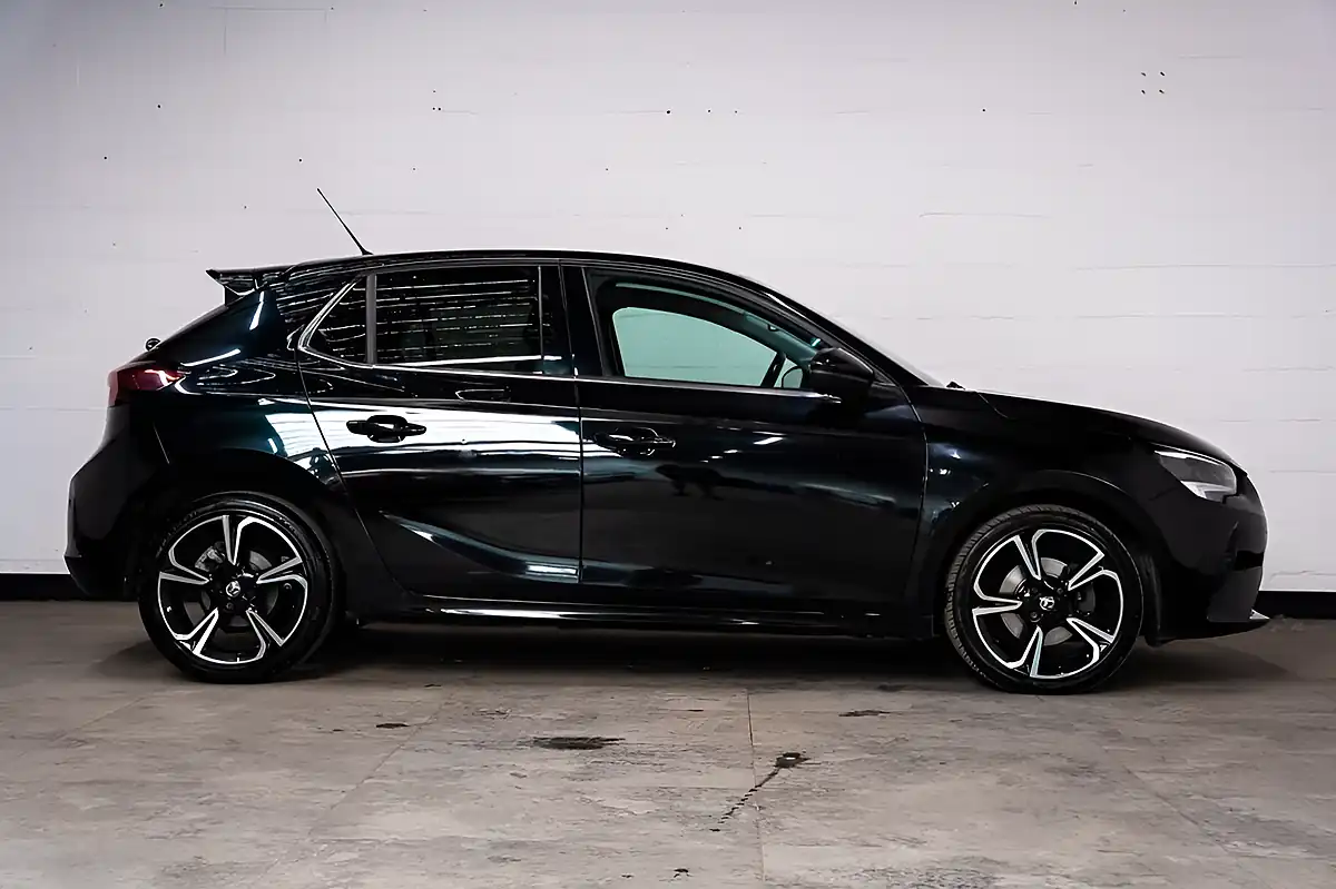 Used 2021 Vauxhall Corsa Elite Nav Premium Diamond Black - Interior and Exterior details 9