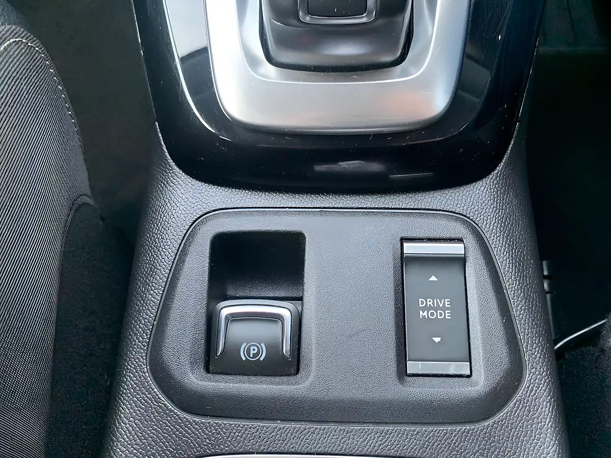 Used 2021 Vauxhall Corsa Elite Nav Premium Red - Interior and Exterior details 15