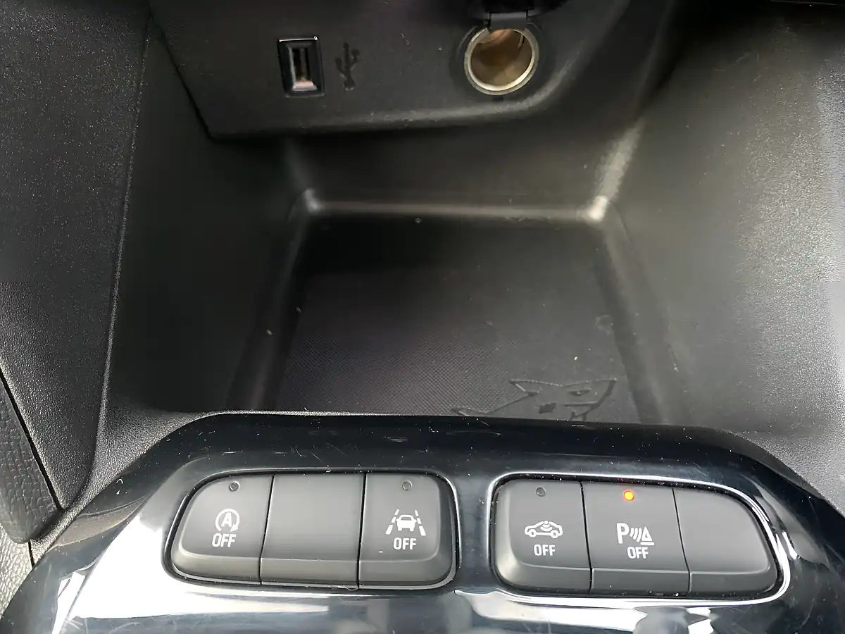 Used 2021 Vauxhall Corsa Elite Nav Premium Red - Interior and Exterior details 17