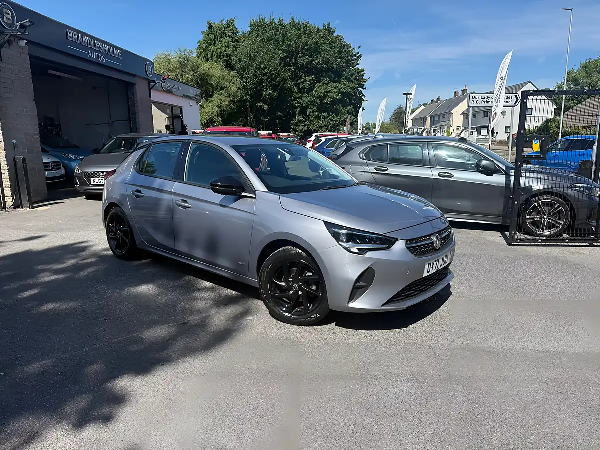 Used 2021 Vauxhall Corsa Se Premium Grey - Front View