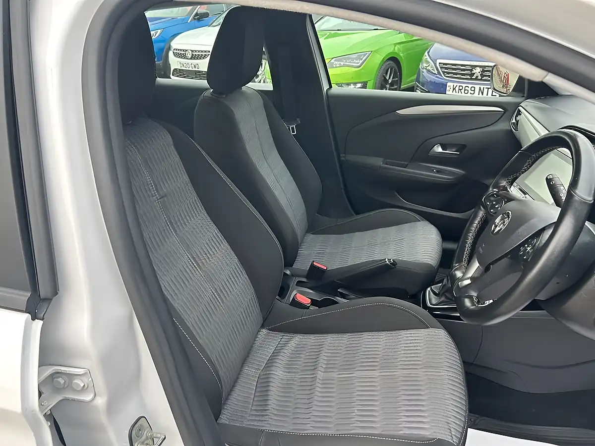 Used 2021 Vauxhall Corsa Se Premium White - Interior and Exterior details 10