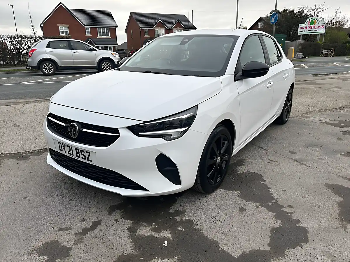 Used 2021 Vauxhall Corsa Se Premium White - Interior and Exterior details 9