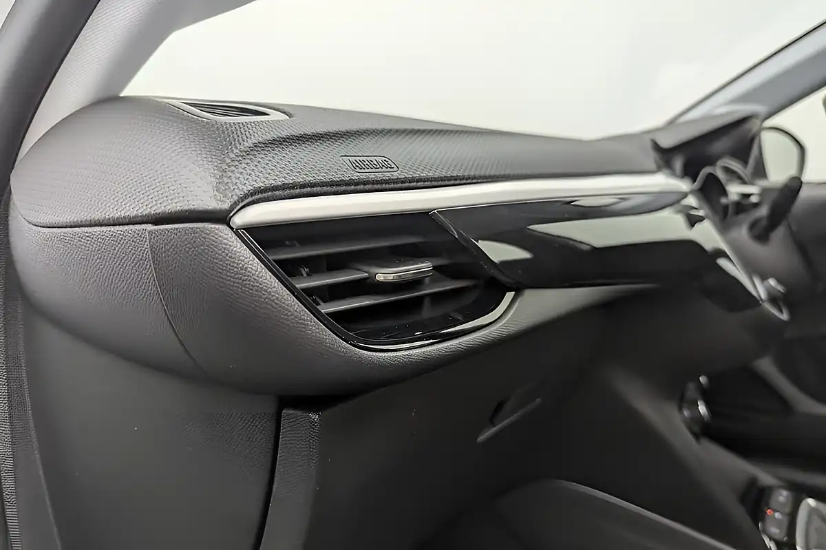 Used 2021 Vauxhall Corsa Se Premium White - Interior and Exterior details 12