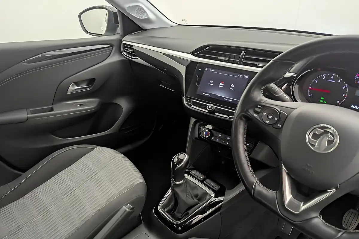 Used 2021 Vauxhall Corsa Se Premium White - Interior and Exterior details 15