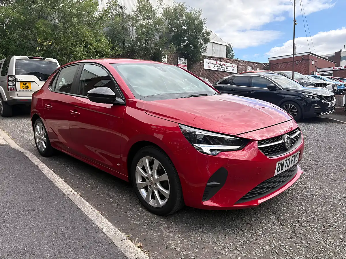 Used 2021 Vauxhall Corsa Se Red - Front View