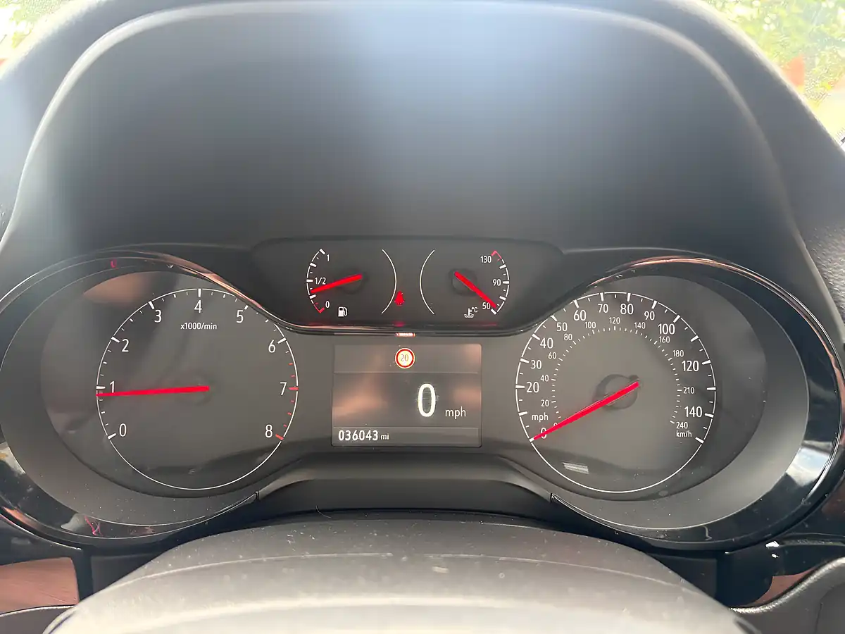 Used 2021 Vauxhall Corsa Se Red - Interior and Exterior details 14