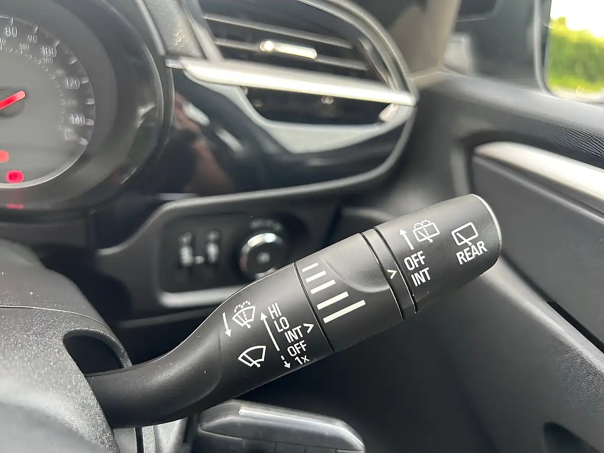 Used 2021 Vauxhall Corsa Se White - Interior and Exterior details 18