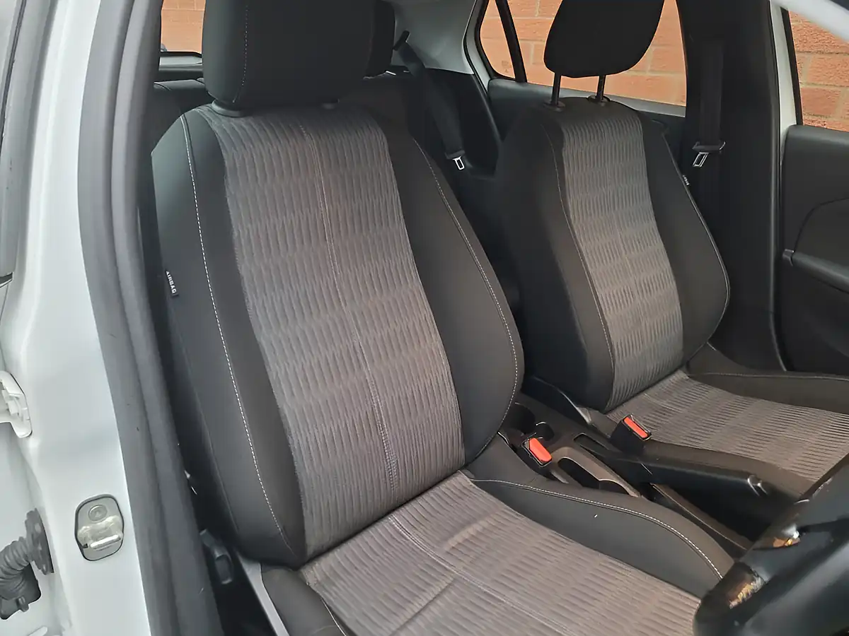 Used 2021 Vauxhall Corsa Se White - Interior and Exterior details 16