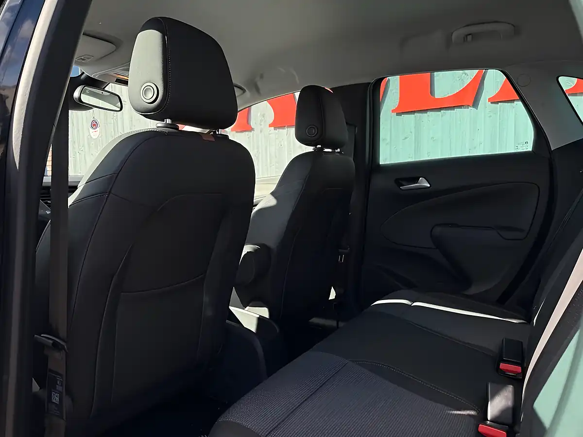 Used 2021 Vauxhall Crossland Elite Black - Interior and Exterior details 14