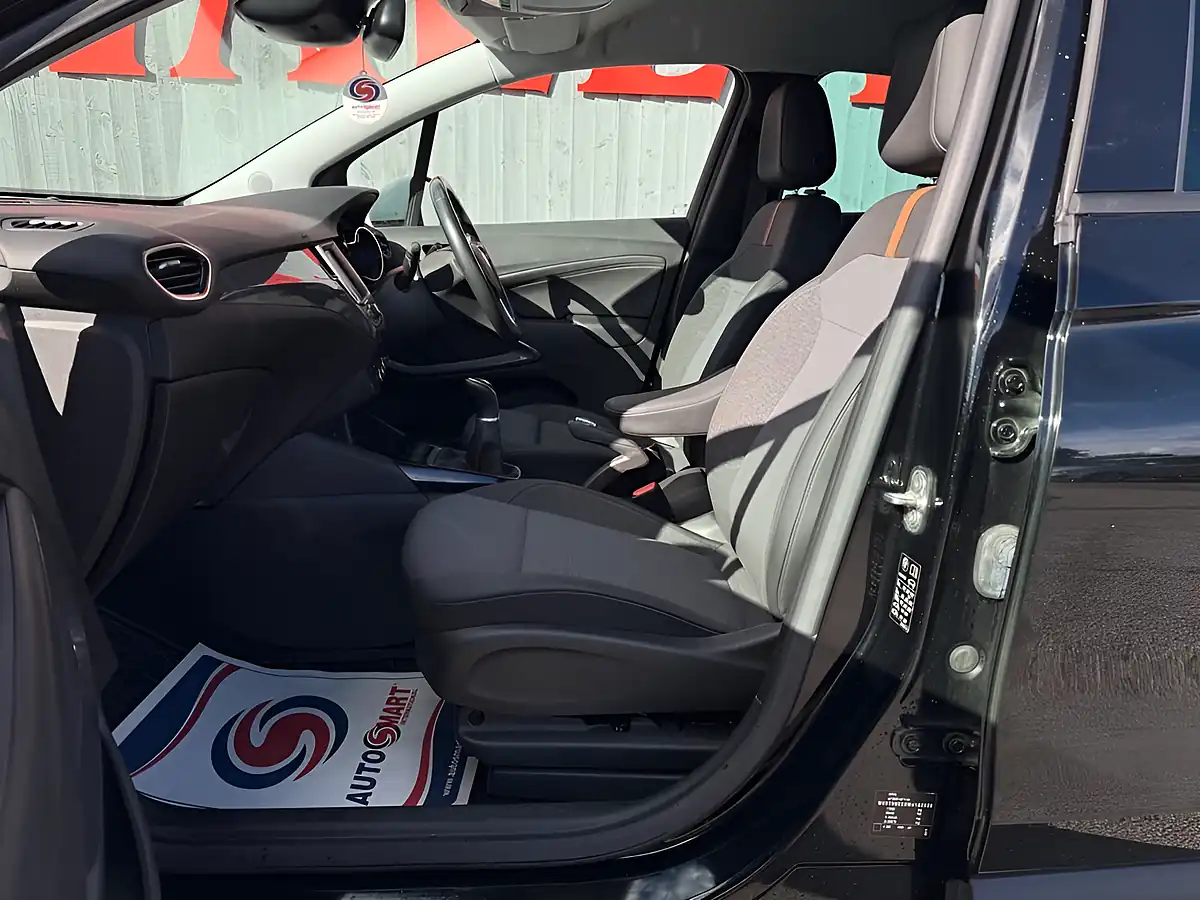 Used 2021 Vauxhall Crossland Elite Black - Interior and Exterior details 2