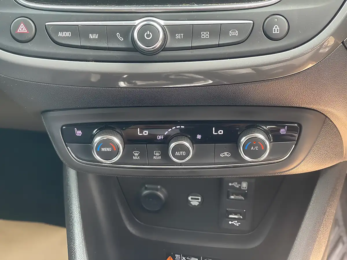 Used 2021 Vauxhall Crossland Elite Nav 5dr Black - Interior and Exterior details 12